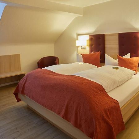 Hotel Zur Traube Velbert Exterior photo